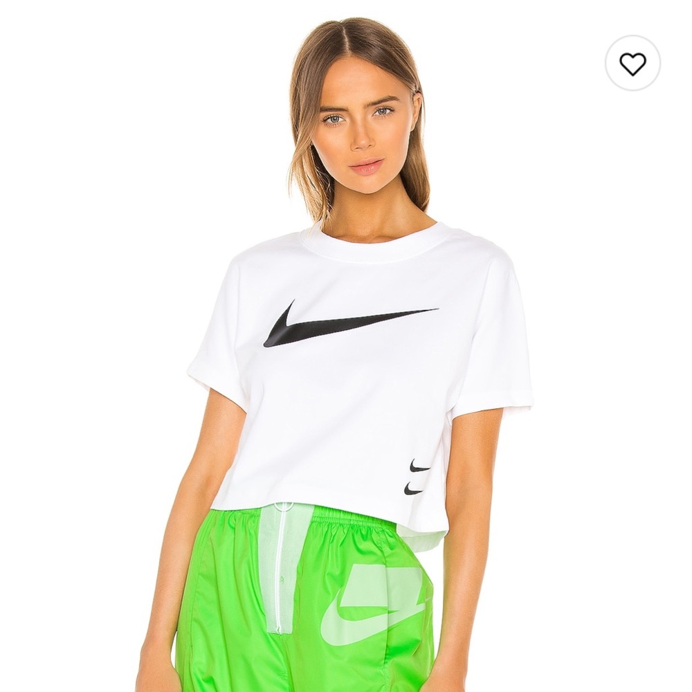 Nike Cropped Tee